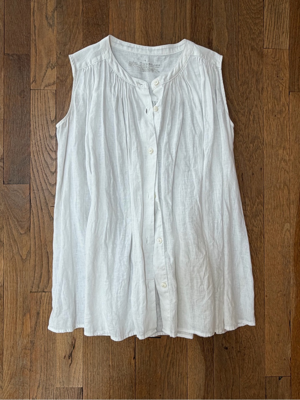 Muji White Sleeveless Button-Front Linen Top